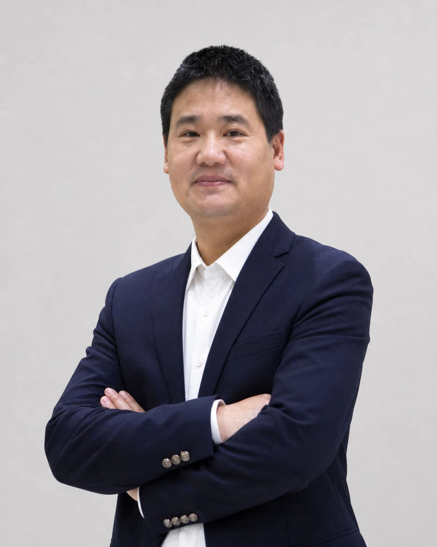 服务部总监李春胜